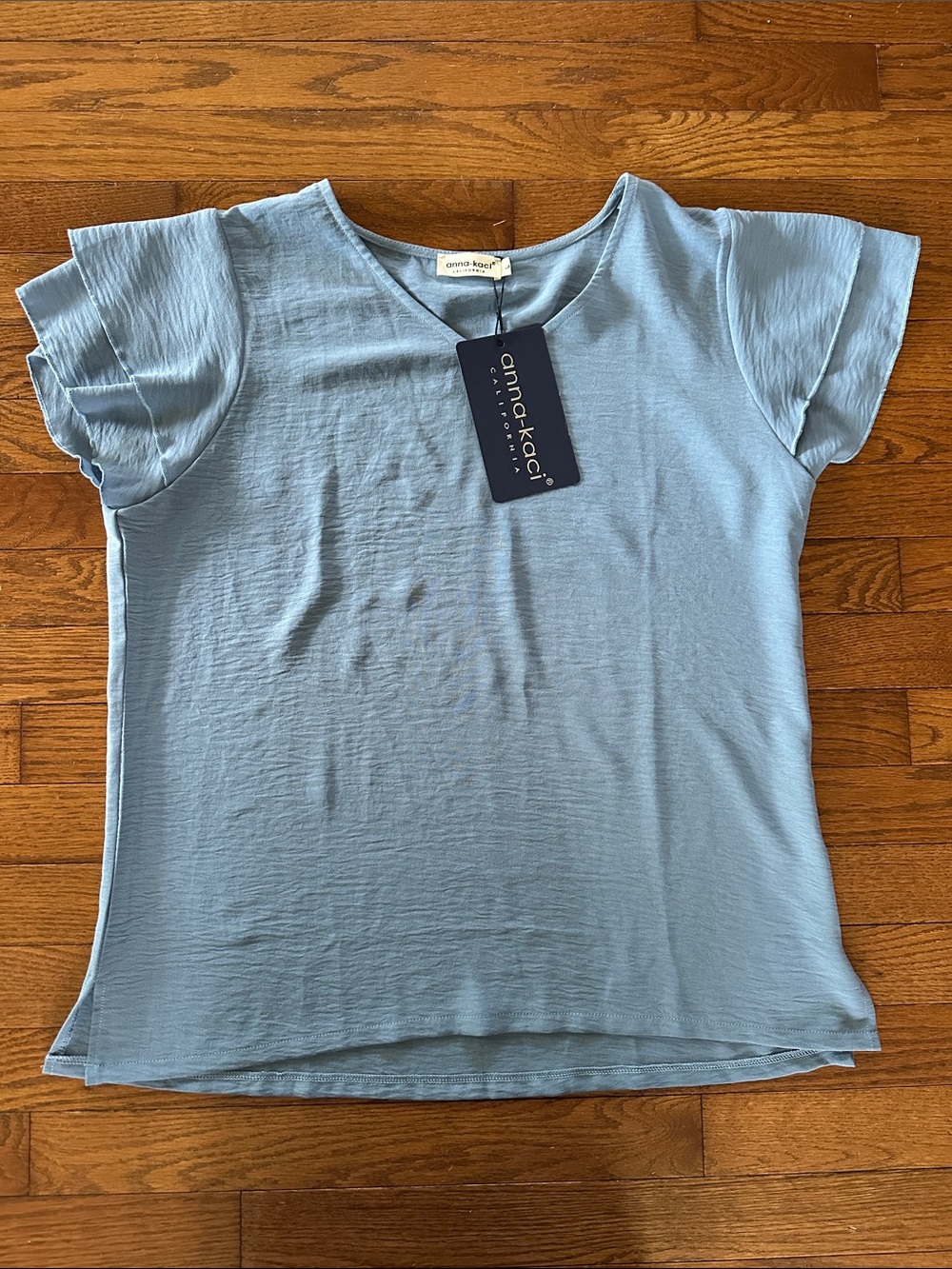 NWT anna-kaci Blue Flutter Sleeve Top